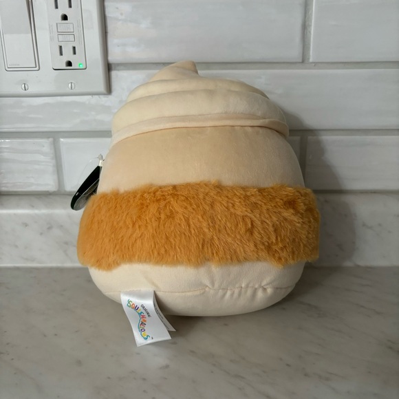 Joyce the Eggnog Squishmallow - Picture 3 of 3